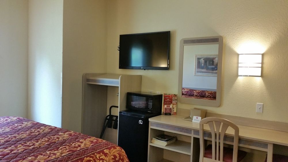 Motel 6 Humble, Tx - Houston International Airport 외부 사진